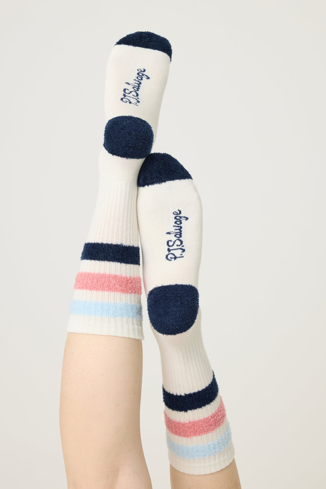 1-pack crew sock. Women's & girls' ivory sock with blue & red stripes.