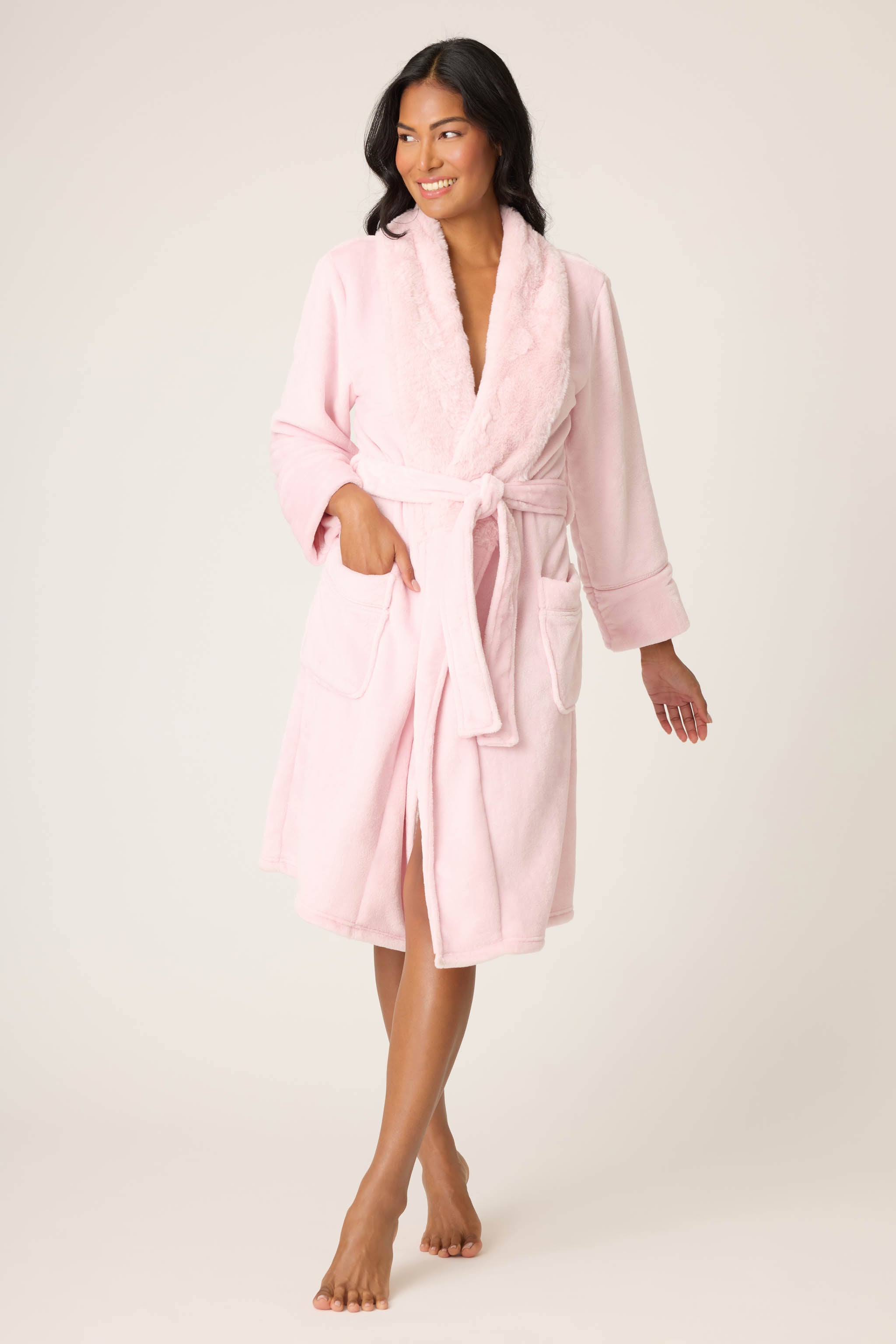 Women's Pink Plush Robe – P.J. Salvage