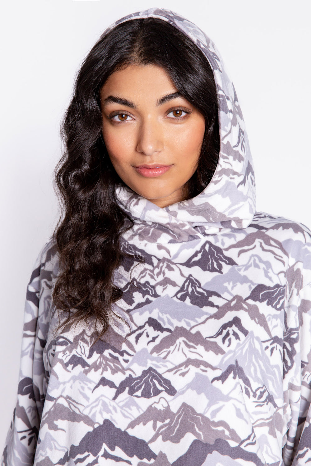 Mountain Bound Hoody - Long Sleeve Tops - P.J. Salvage