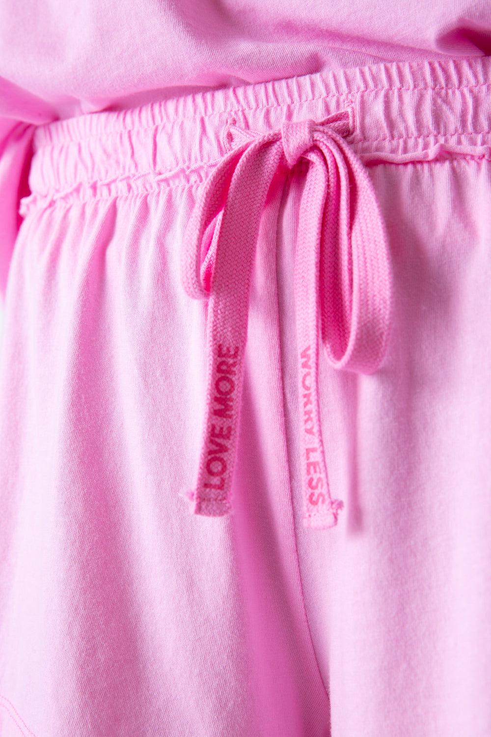 Women's pink cotton-tencel jersey short with tie waist.