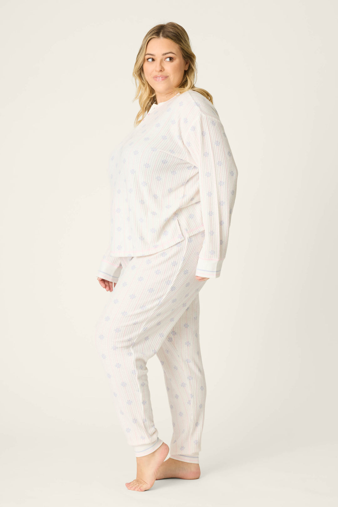 Ski Jammie Classics Snowflake Wishes Plus Size PJ Set