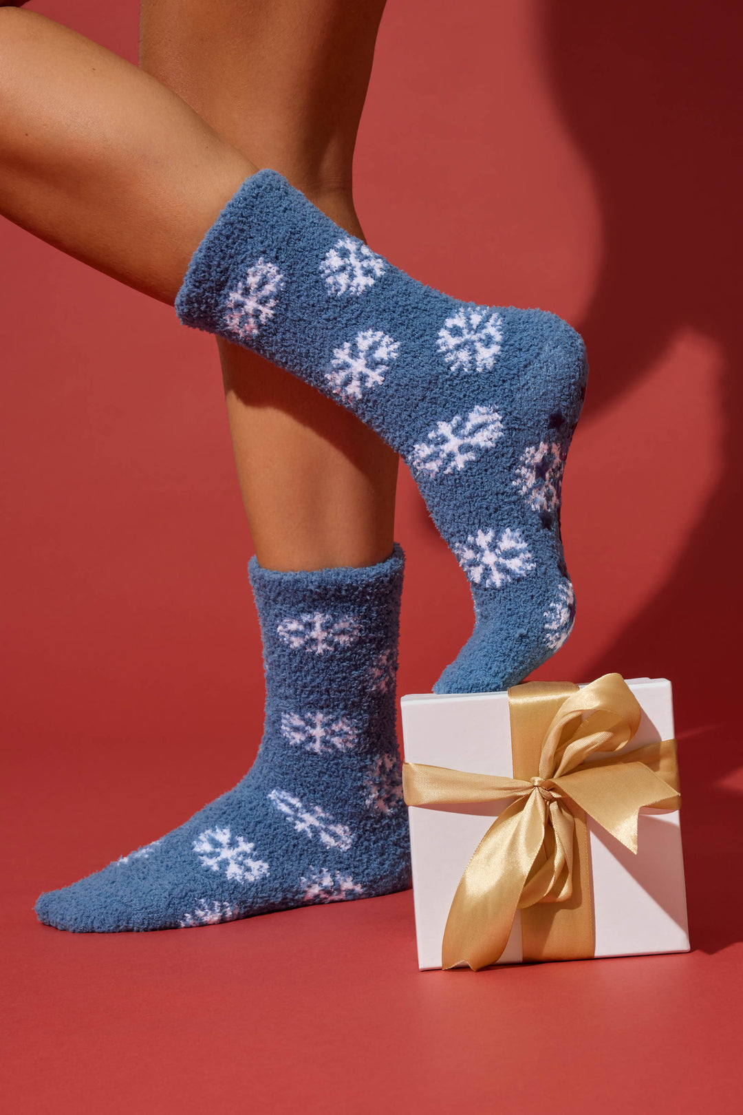 Snowflake Crew Socks with Grippers - Crew - P.J. Salvage