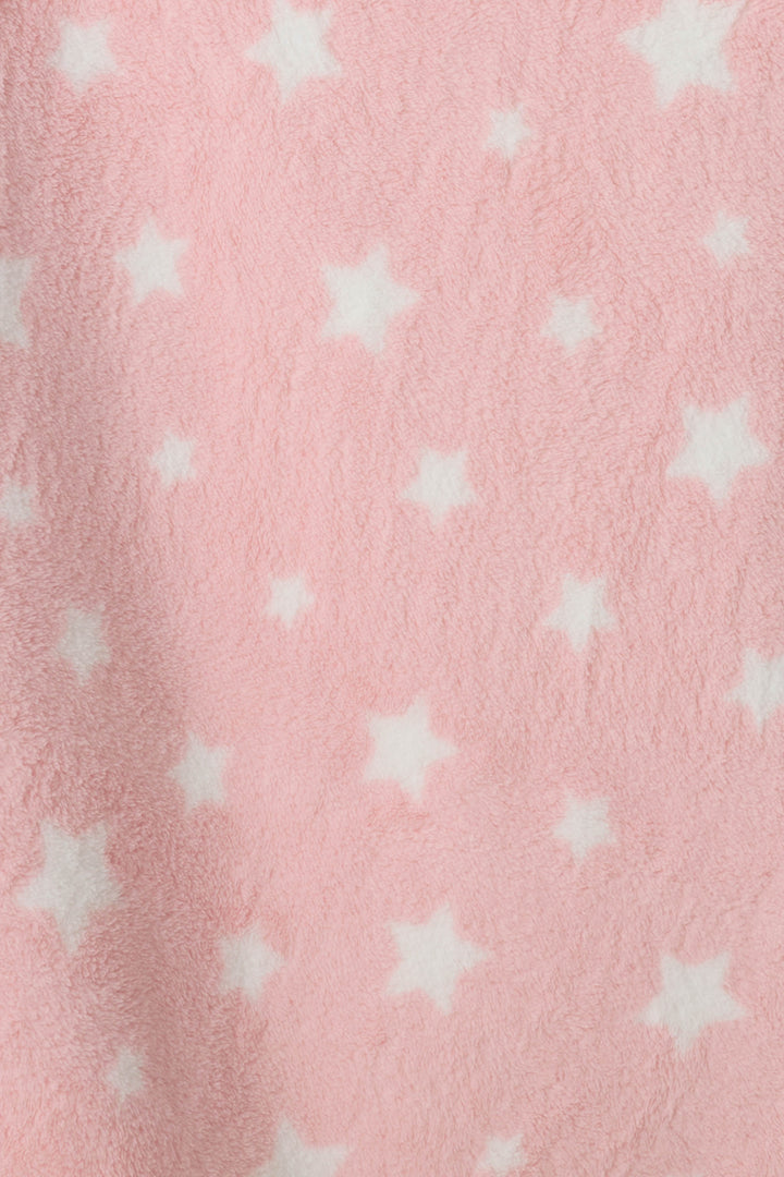 Reversible blanket in pink-white star print. Personal size blanket with carry strap.