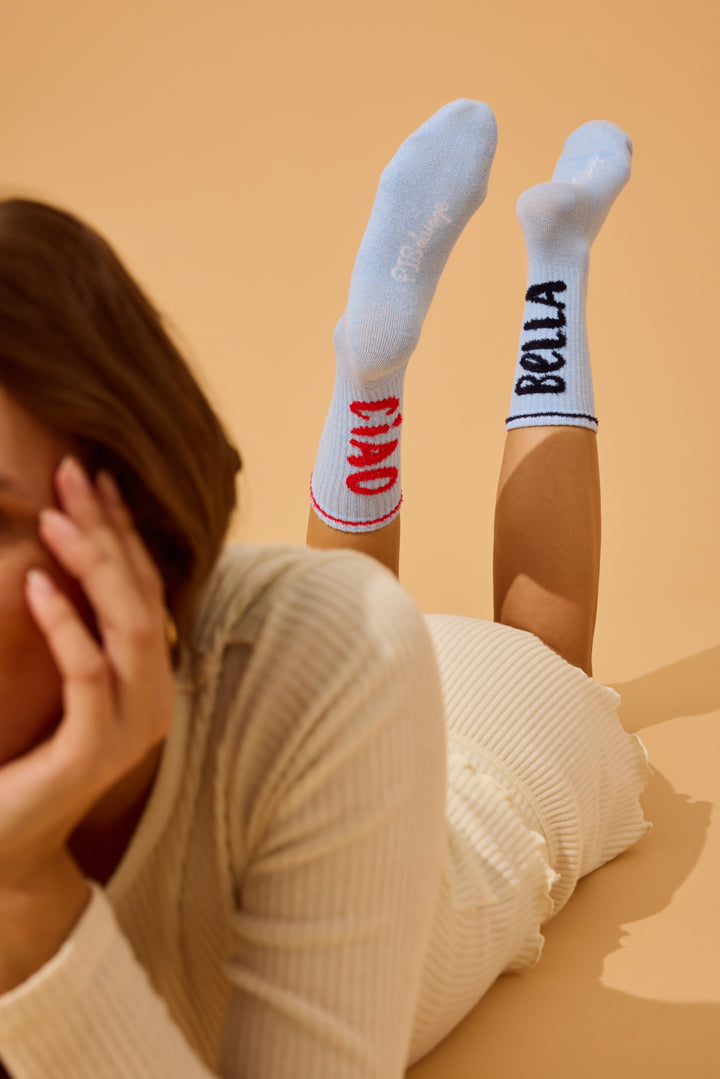1-pack crew socks. Women & girls' blue sock with 'Ciao Bella' in feather Yarn 