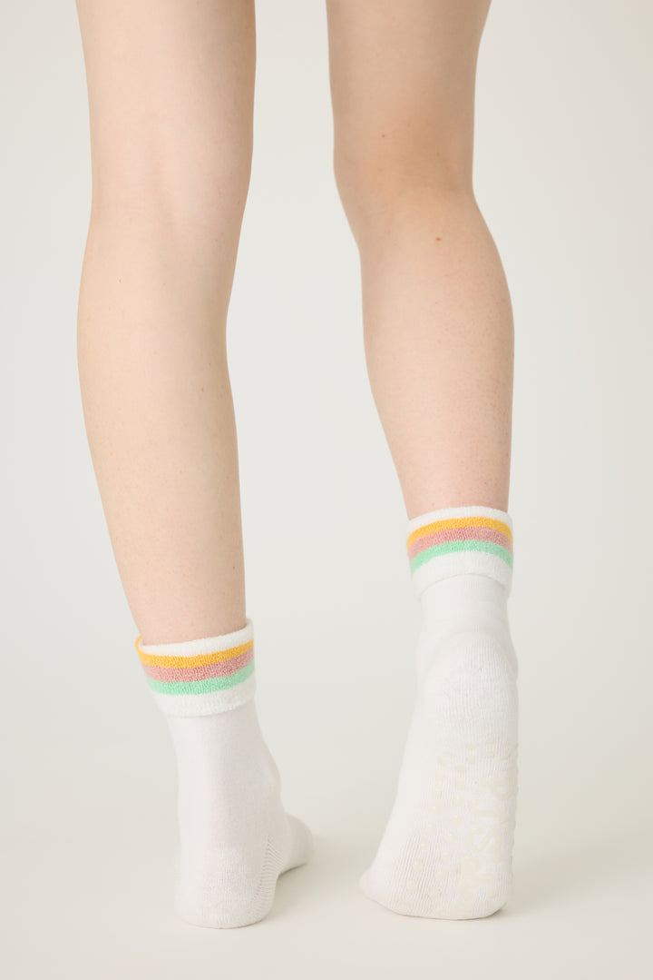 1-pack turncuff anklet sock in Terry. Women & girls ivory & multi stripes on cuff with gripper soles. 