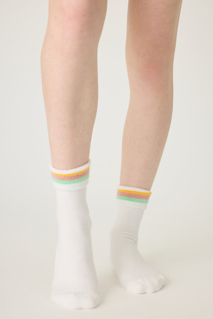 1-pack turncuff anklet sock in Terry. Women & girls ivory & multi stripes on cuff with gripper soles. 