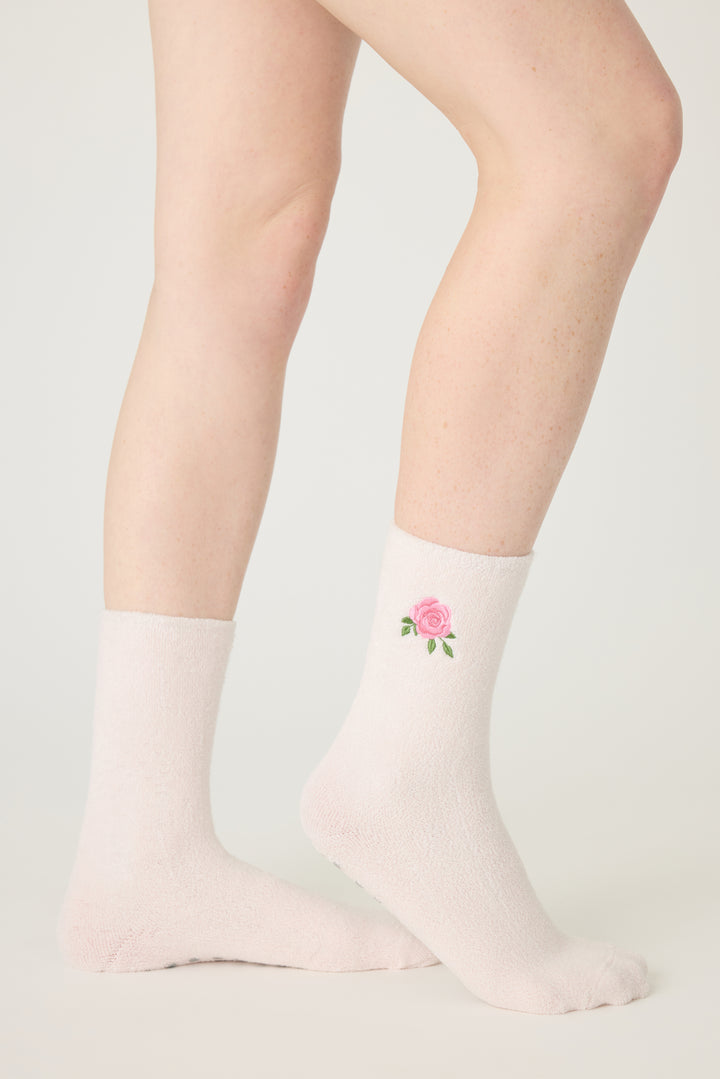 1-pack terry crew socks. Women's & girls pink crew socks with rose design.