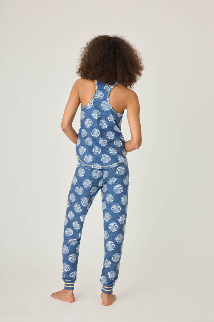 Women's navy blue shell-printed lounge set tank top & banded jogger for women.