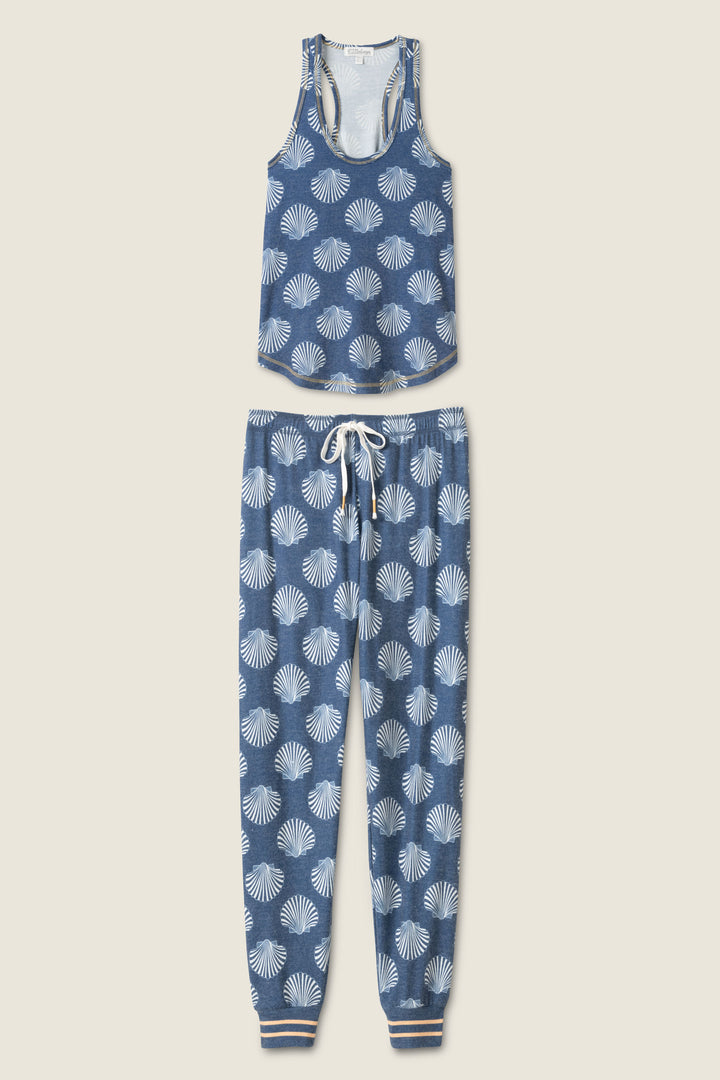 Women's navy blue shell-printed lounge set tank top & banded jogger for women.