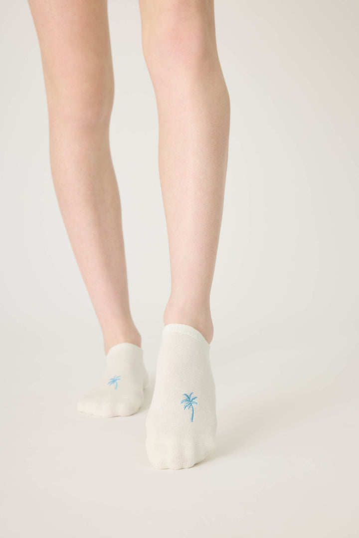 2-pack half-custion liner socks. Women's & girls' socks in ivory-blue palm tree & solid yellow.