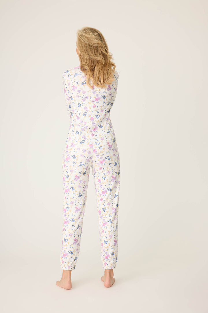 Women's ivory jammie v-neck long sleeve and banded pj pant with floral pattern.