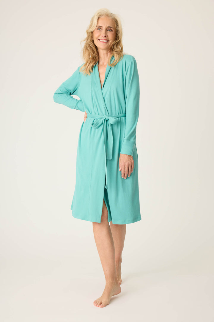 Women's jade long sleeve lounge robe.