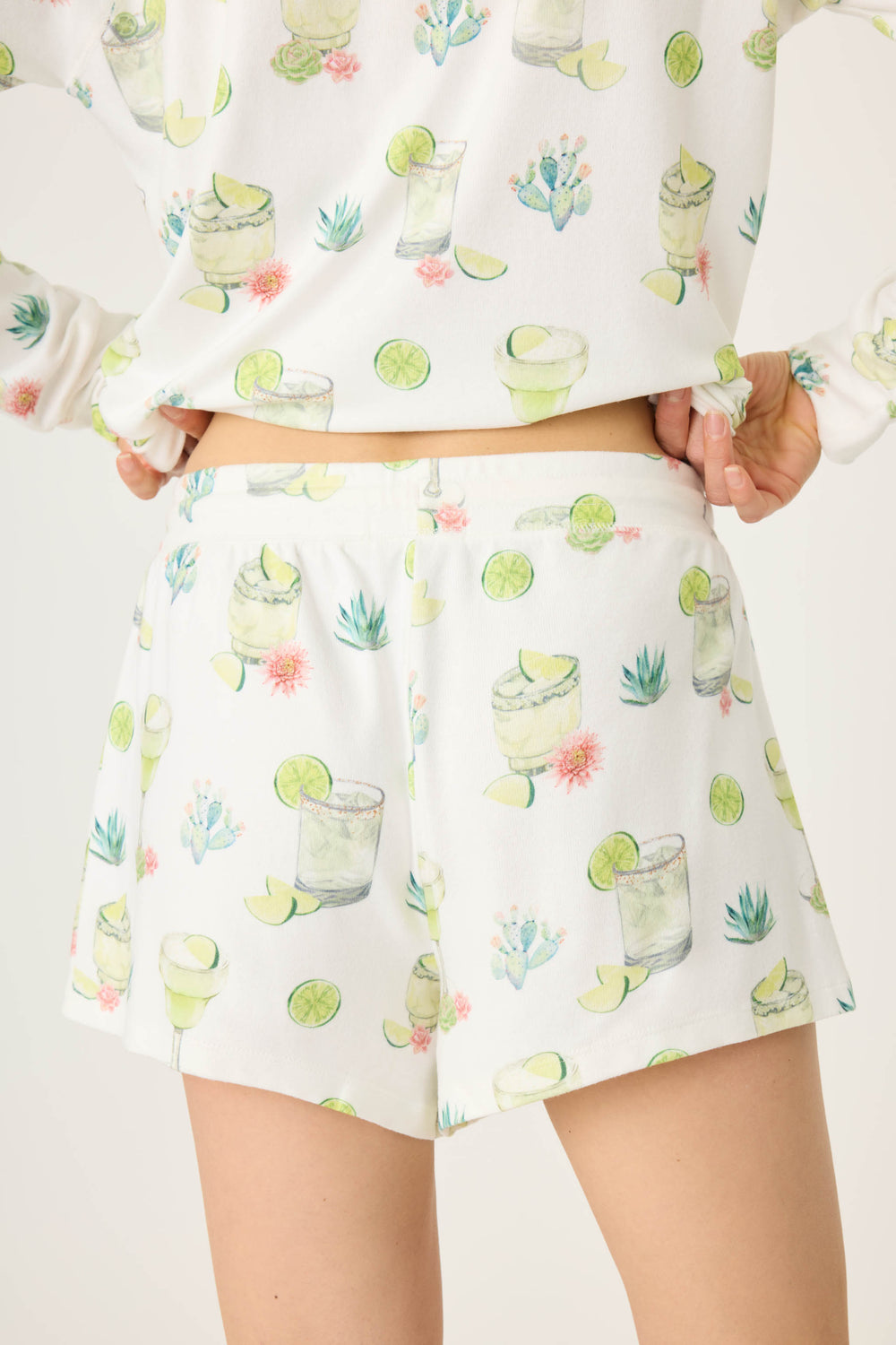 Margarita & lime printed pajama short for women in ivory butter jersey. Tie waistband.
