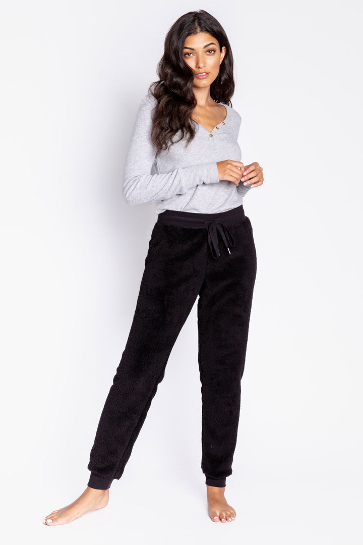 Black-deep grey speckled faux fur cozy pant. Banded rib knit bottom & waistband with tie. (6982902284388)