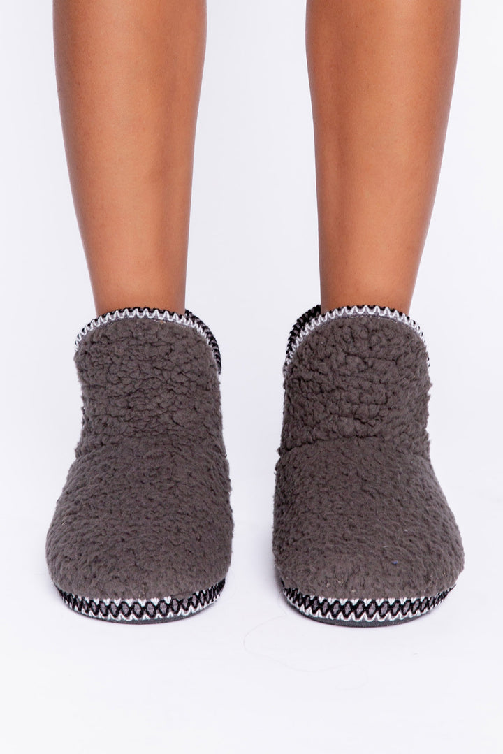 Cozy grey bootie in plush with faux shearling lining. Embroidered stars on back of boot. (6982901694564)