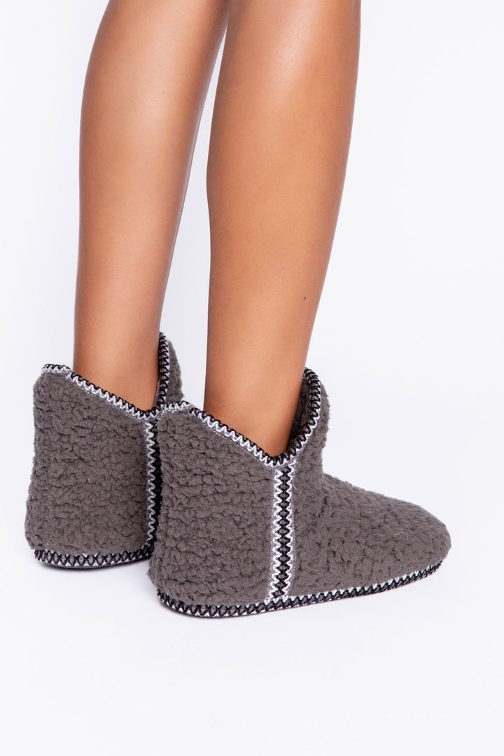 Cozy grey bootie in plush with faux shearling lining. Embroidered stars on back of boot. (6982901694564)