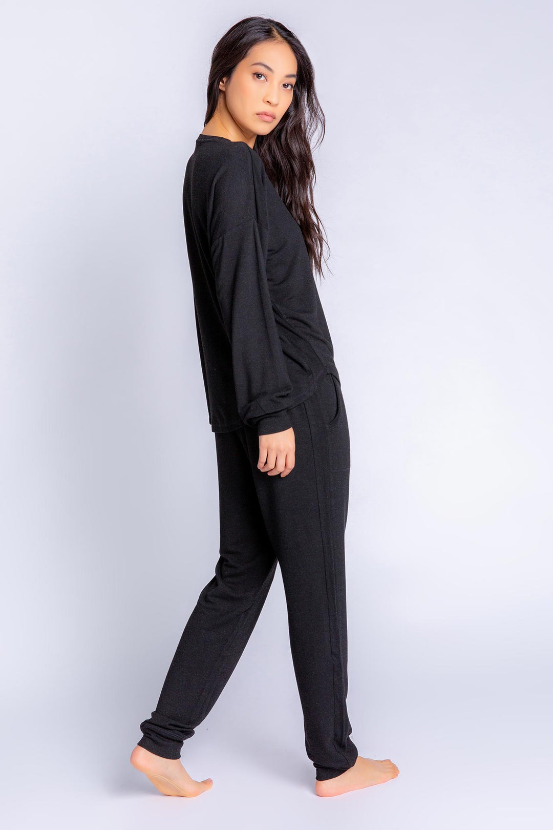Women's Pajama Essentials Crew Shirt& Pants Set Black – P.J. Salvage