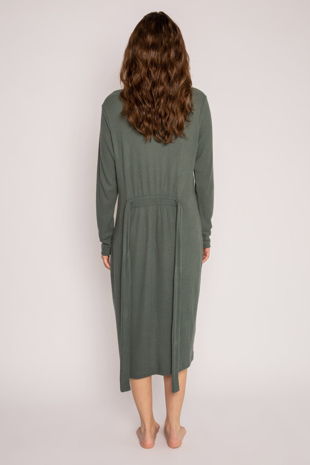 Green duster-robe with self-belt in 2x2 brushed peachy rib. Below the knee length with rib cuffs. (7199531204708)