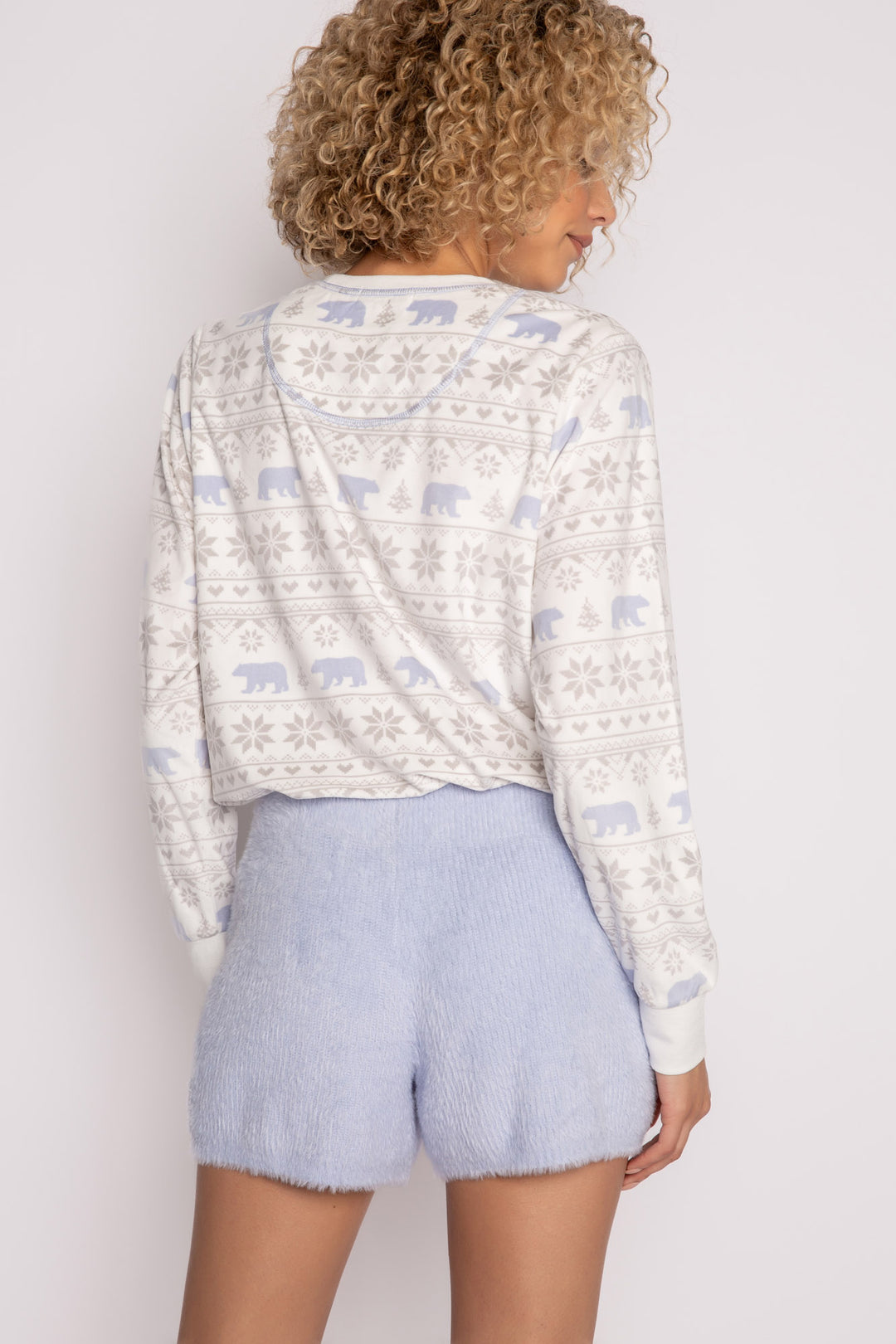 Light blue sweater-knit short with elastic waist, no tie. (7231867781220)