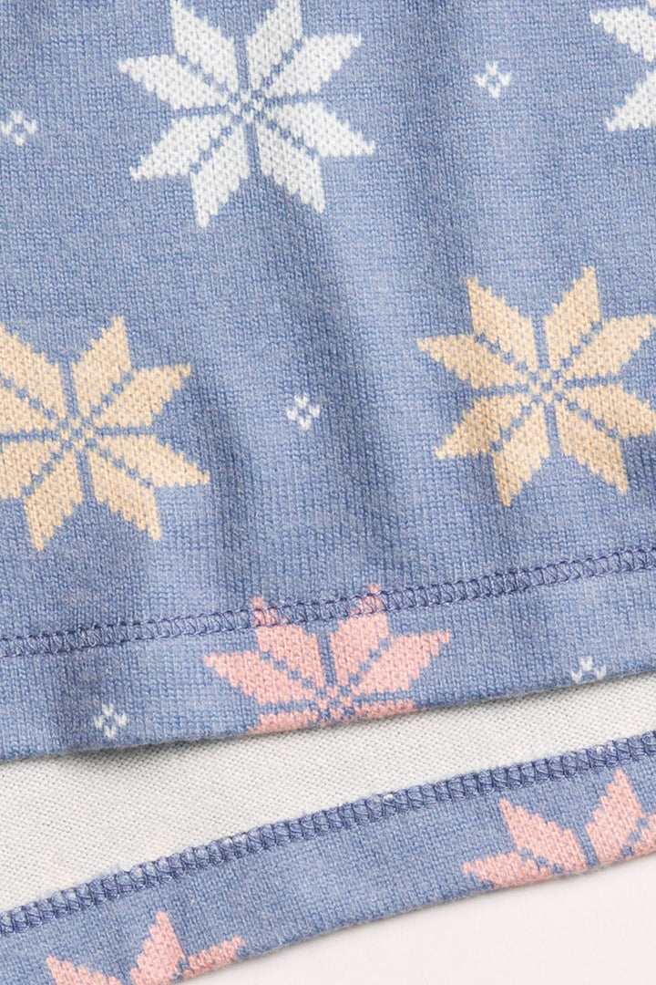 PJ jammie set in blue with pastel snowflake pattern. Top & pant with striped cuffs. (7231878824036)