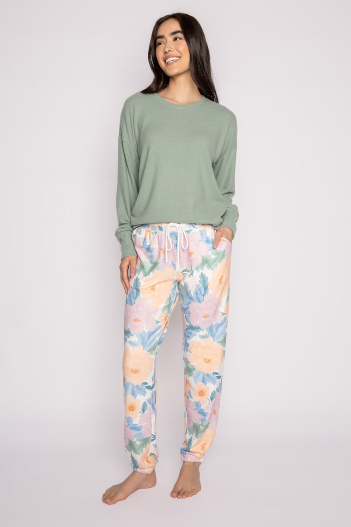 Banded jogger in gold-olive-blue-lilac floral pattern. Side pockets & comfy tie waist. (7231887081572)