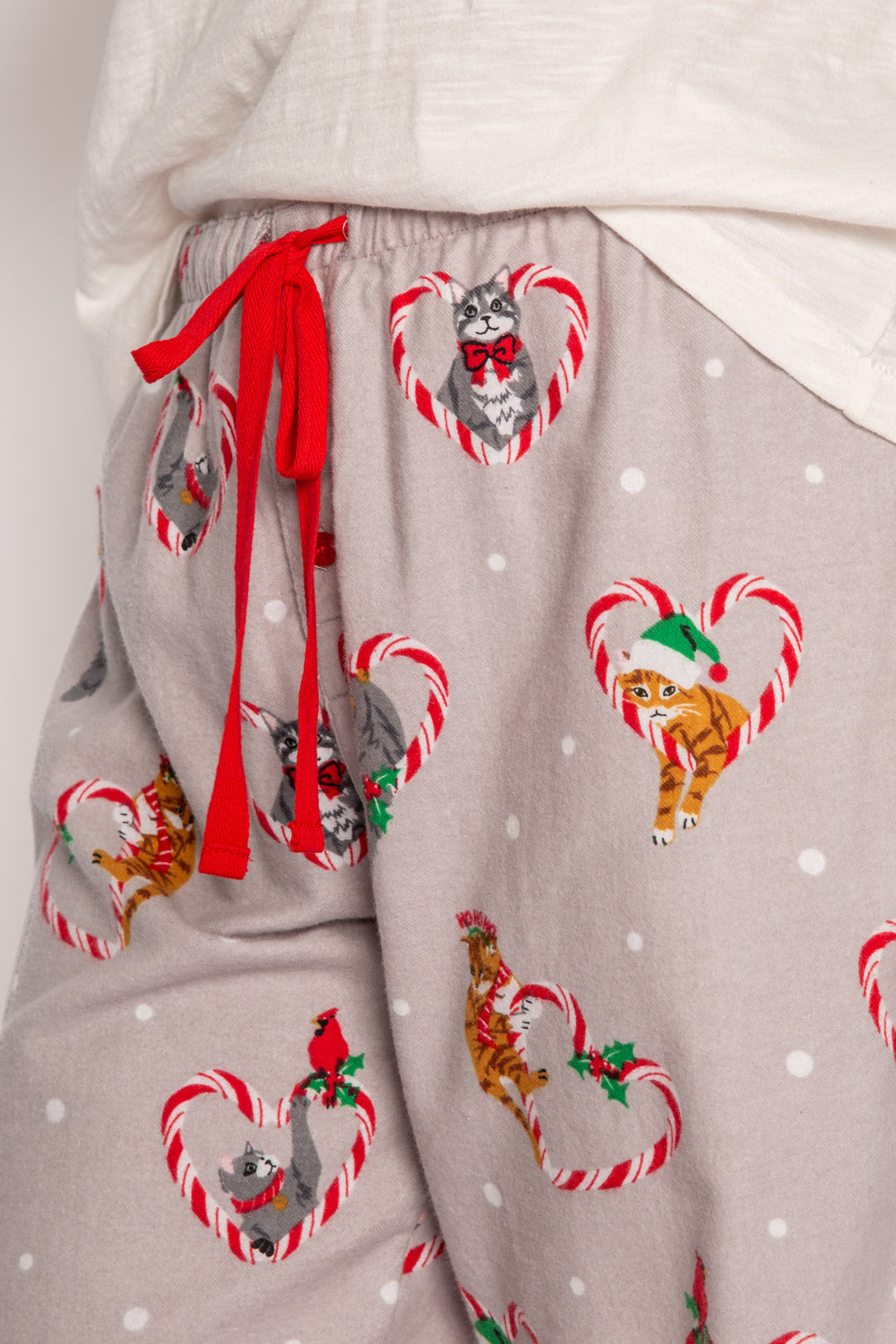 Cotton flannel pajama pant. Grey holiday cat-theme print. Relaxed with tie waist. (7257678610532)