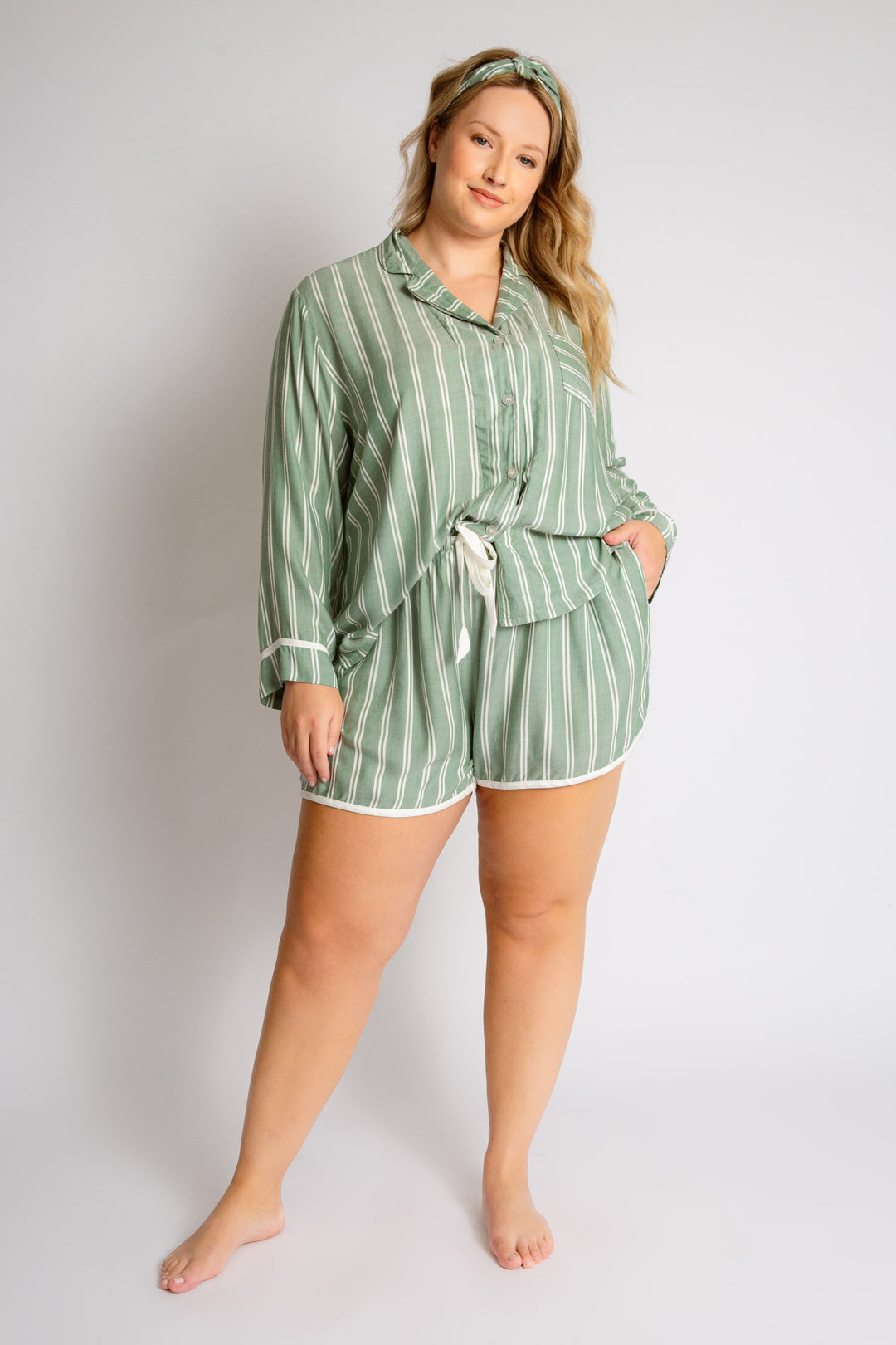 Ivory-green striped woven pajama short set. Long sleeve button top, short has tie waist. Hair wrap incl. (7257680609380)