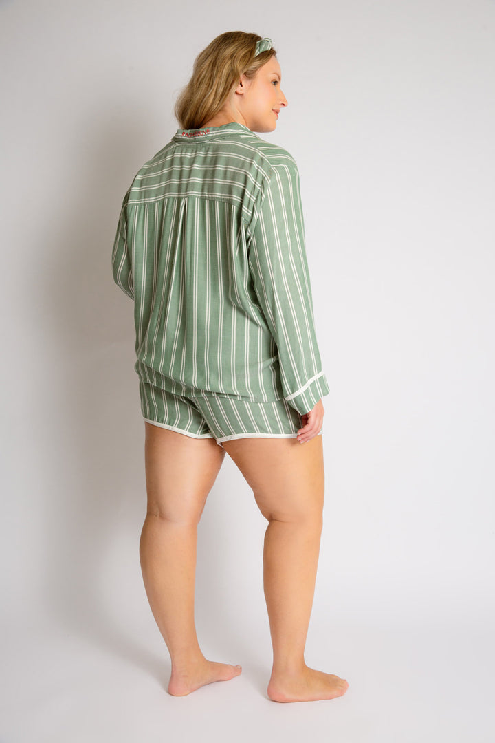 Ivory-green striped woven pajama short set. Long sleeve button top, short has tie waist. Hair wrap incl. (7257680609380)