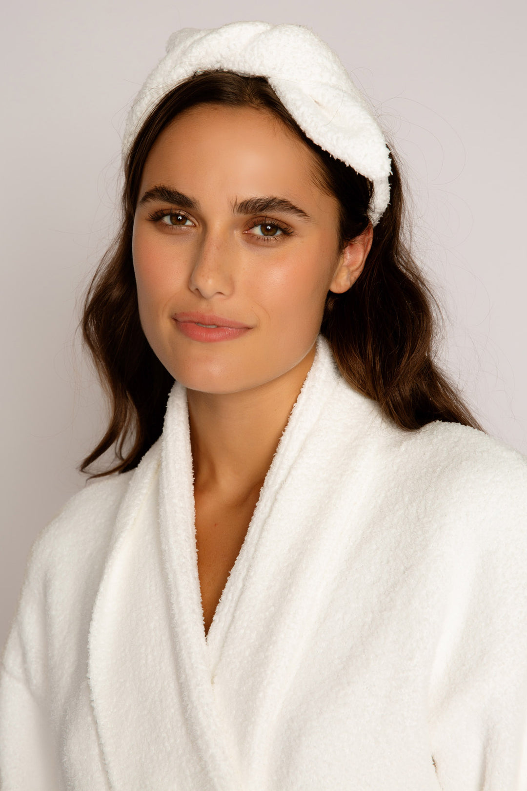 Gift set matching hair wrap, sleep mask & cozy striped socks. Perfect gift set. (7325668900964)